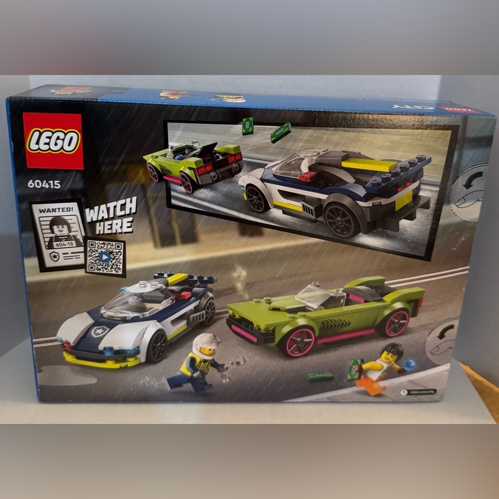 LEGO City Police Car and Muscle Car Chase, Emergency Vehicle Toy